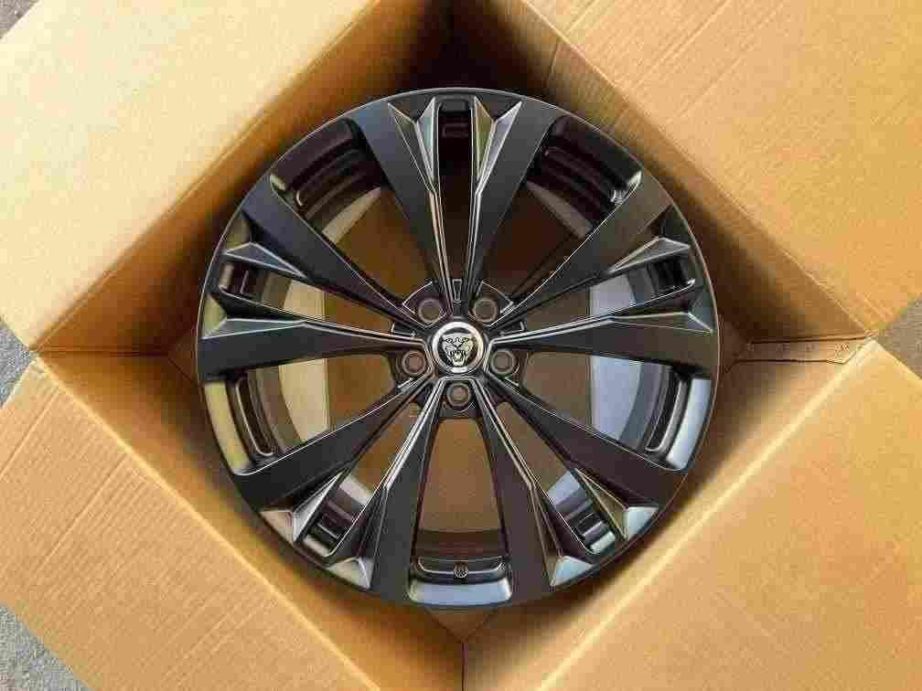 1805-FORGED angle view