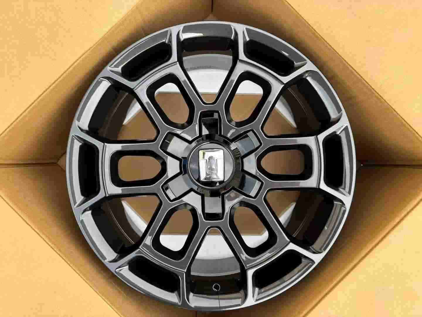 1982-FORGED alloy wheel