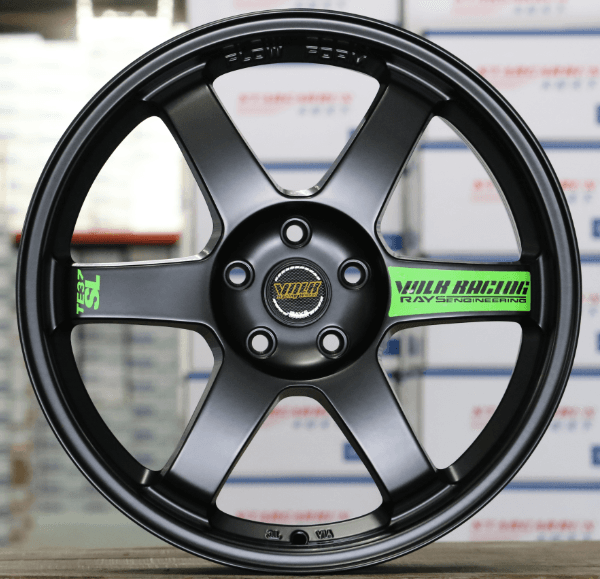 509-FLOW-FORMED alloy wheel