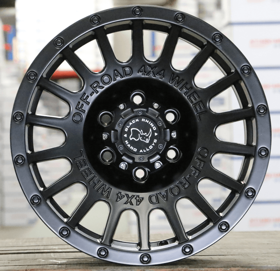 605-FLOW-FORMED alloy wheel