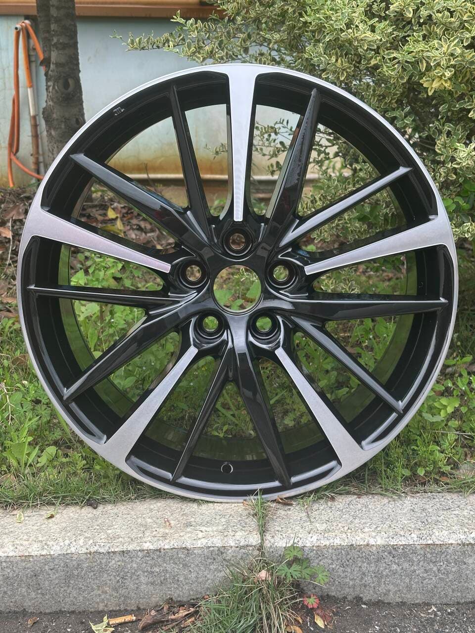FBX395-8-CAST alloy wheel