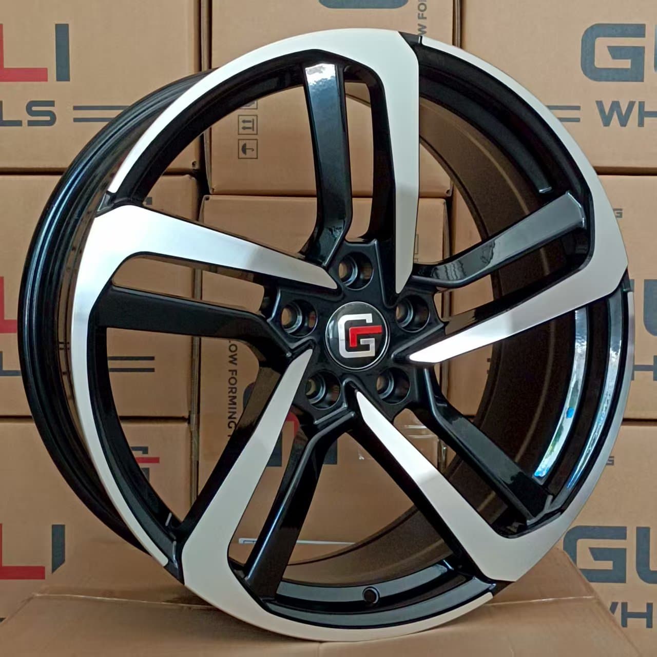 GL194-FLOW-FORMED alloy wheel