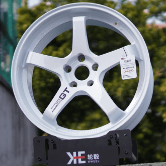 YS1179-FLOW-FORMED alloy wheel