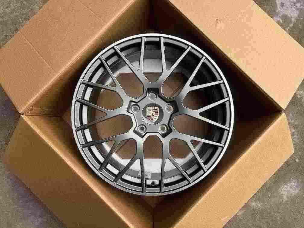 1518-FORGED angle view