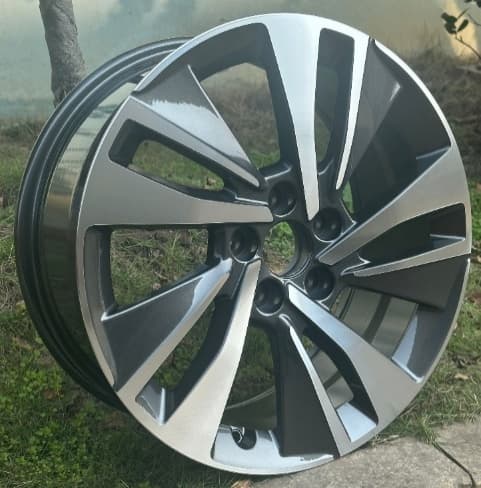 7066-CAST alloy wheel
