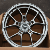DQ020198505U3010-FLOW-FORMED alloy wheel