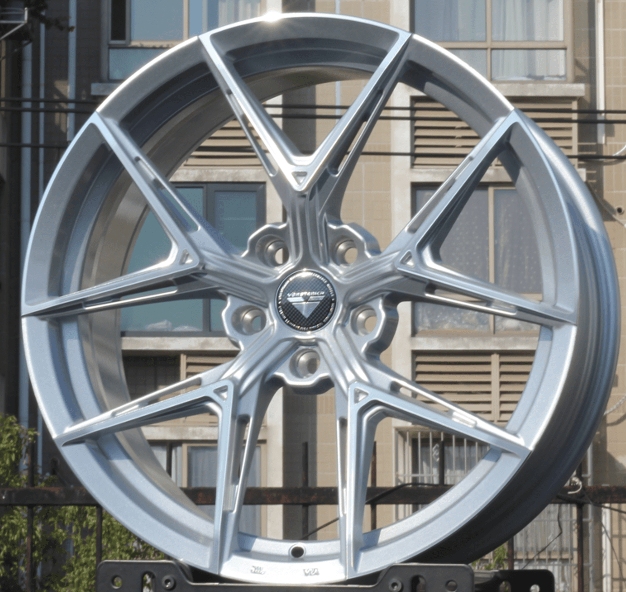 YXL6009208503M-FLOW-FORMED alloy wheel